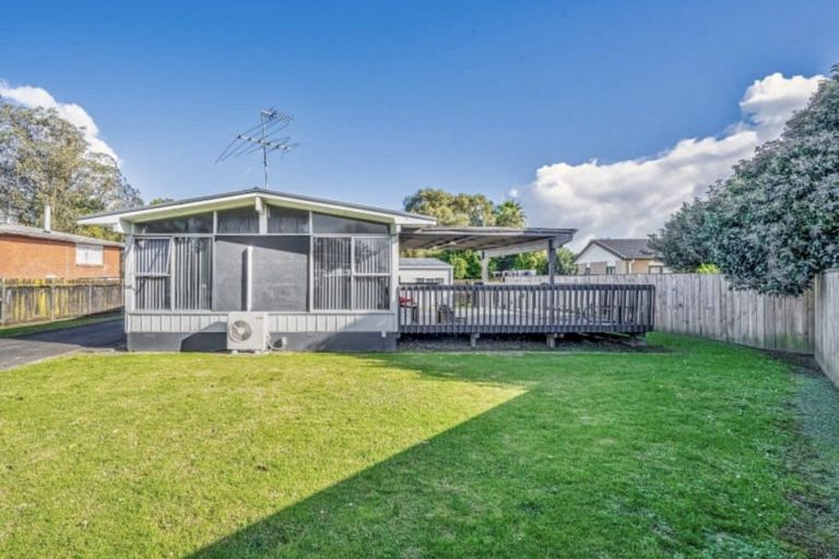 Photo of property in 3 Selsey Lane, Manurewa, Auckland, 2102