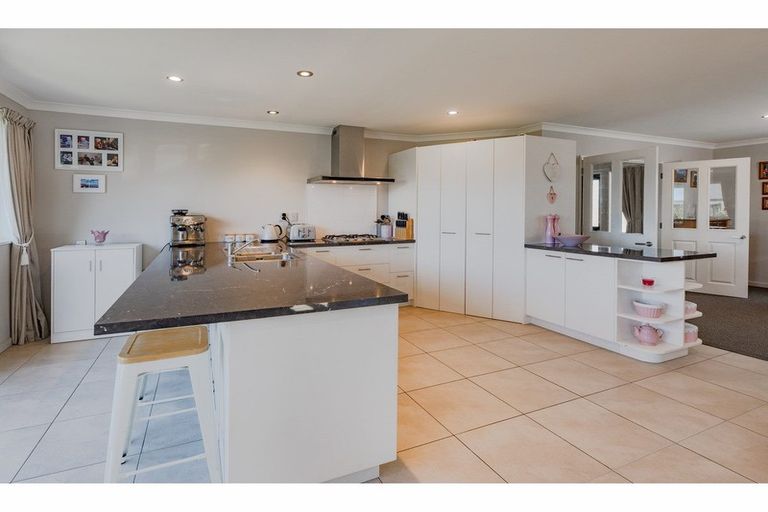 Photo of property in 52 Beaumont Drive, Rolleston, 7614