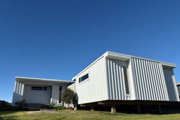 Photo of property in 61 Broadway Road, Waihi Beach, 3611