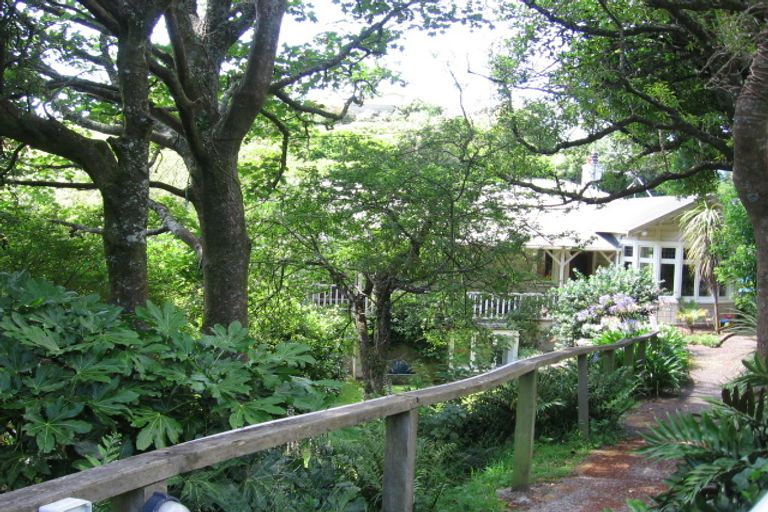 Photo of property in 13 Norna Crescent, Kelburn, Wellington, 6012