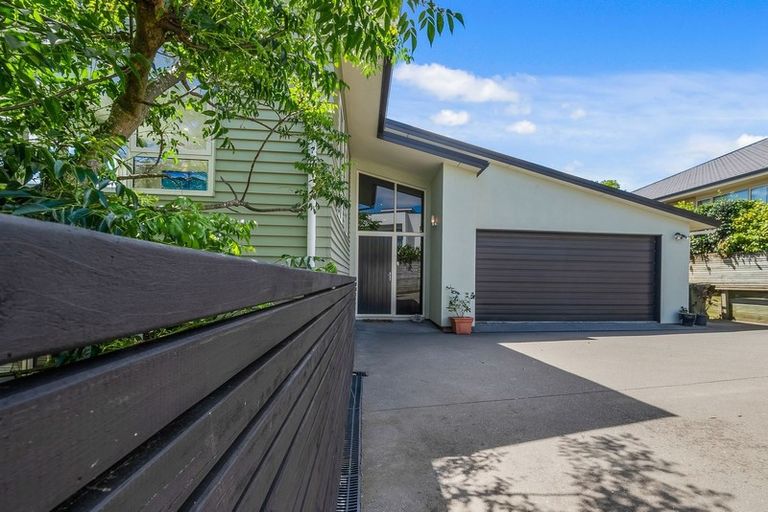 Photo of property in 38 Aspiring Terrace, Aotea, Porirua, 5024