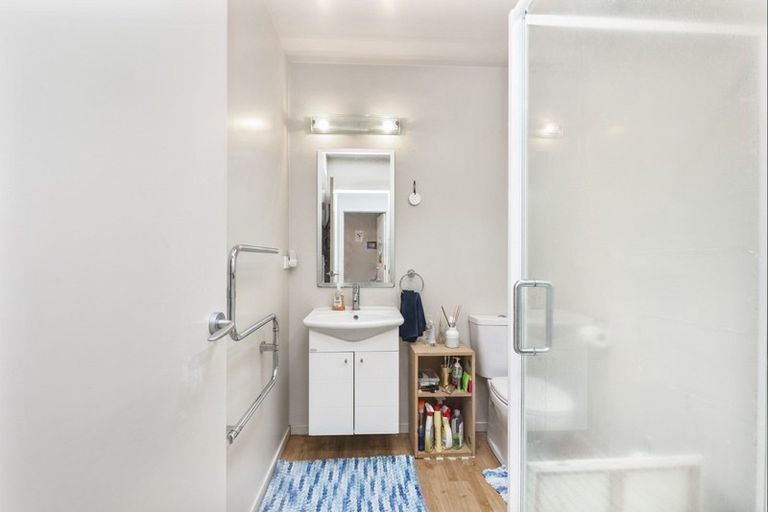 Photo of property in 5a Littler Place, Hamilton East, Hamilton, 3216