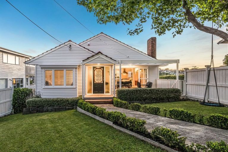 Photo of property in 3/22 Stanley Avenue, Milford, Auckland, 0620