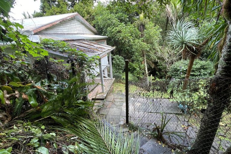 Photo of property in 57 Tanekaha Road, Titirangi, Auckland, 0604