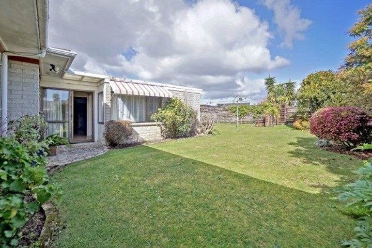 Photo of property in 12 Hookey Drive, Te Puke, 3119