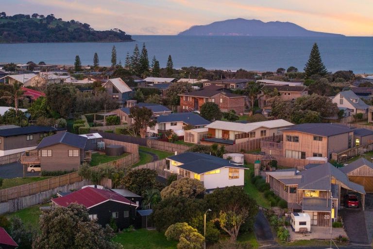 Photo of property in 22 Twilight Bay, Omaha, 0986