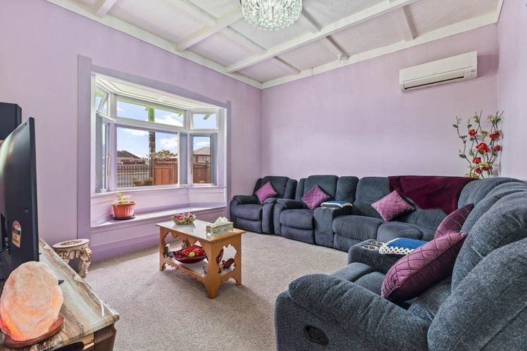 Photo of property in 118 Mangere Road, Otahuhu, Auckland, 1062