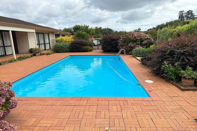 Photo of property in 23 Gracechurch Drive, Flat Bush, Auckland, 2016