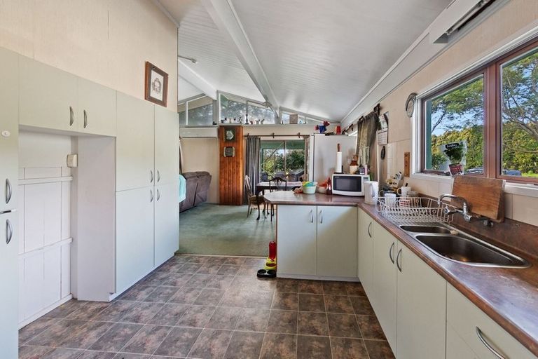 Photo of property in 123 Waiuku Road, Pukekohe, 2678