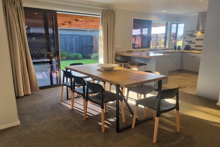 Photo of property in 13 Powhaitere Road, One Tree Point, 0118