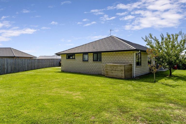Photo of property in 10 Dow Chung Place, Otaki, 5512