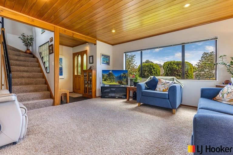 Photo of property in 56 Carnoustie Drive, Wattle Downs, Auckland, 2103