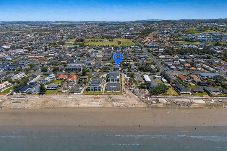 Photo of property in 2/416 Hibiscus Coast Highway, Orewa, 0931