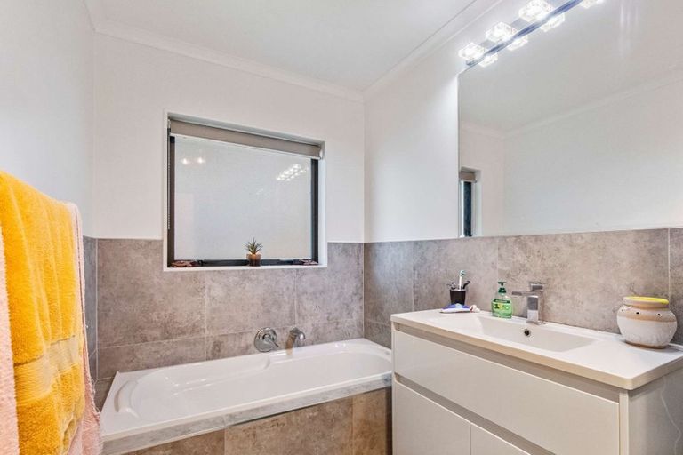 Photo of property in 10 Teaview Court, Huntington, Hamilton, 3210