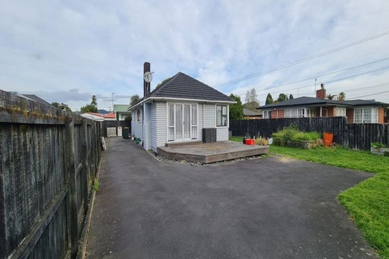 Photo of property in 1/109 Clevedon Road, Papakura, 2110