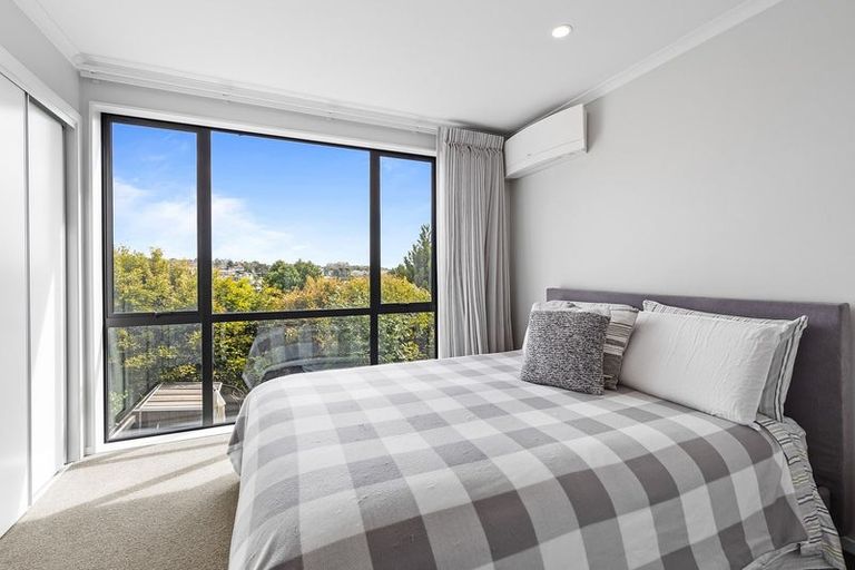 Photo of property in 36 Wharara Lane, Massey, Auckland, 0614