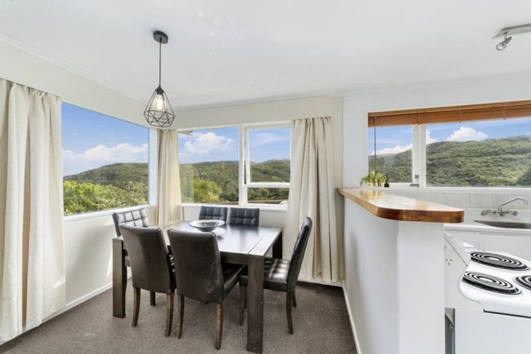 Photo of property in 61 Waipounamu Drive, Kelson, Lower Hutt, 5010