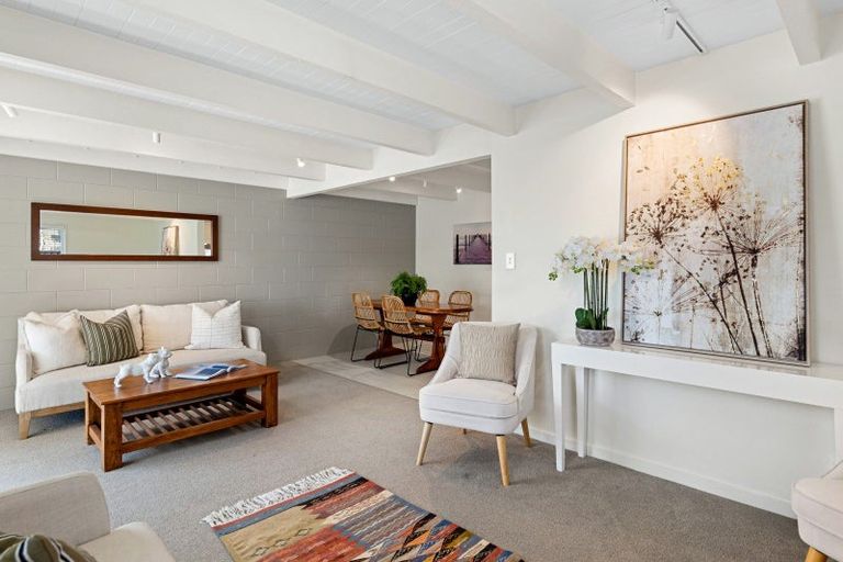 Photo of property in 1/122 Office Road, Merivale, Christchurch, 8014