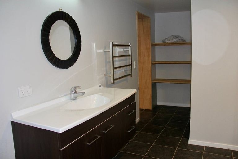 Photo of property in 18 James Cook Drive, Welcome Bay, Tauranga, 3112