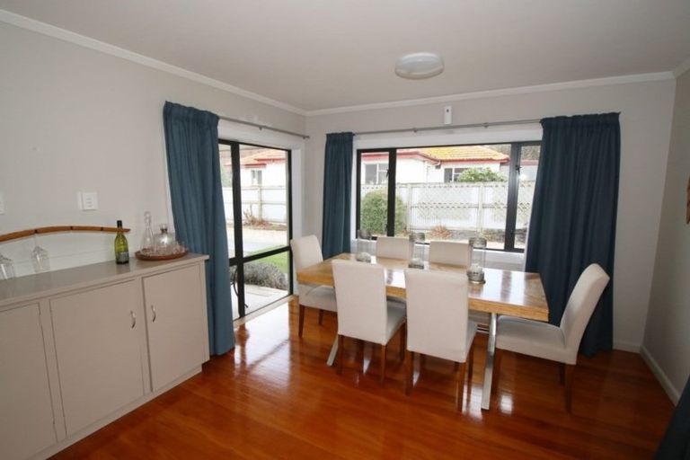 Photo of property in 3 Price Street, Waimate, 7924