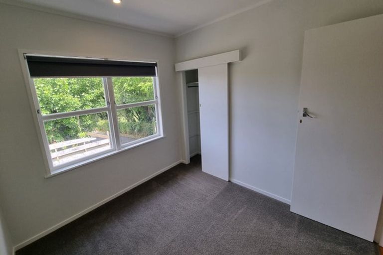 Photo of property in 43 Ramillies Place, Glenfield, Auckland, 0629