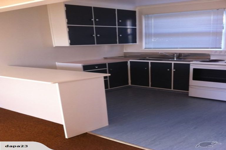 Photo of property in 33 Albert Street, Palmerston North, 4414