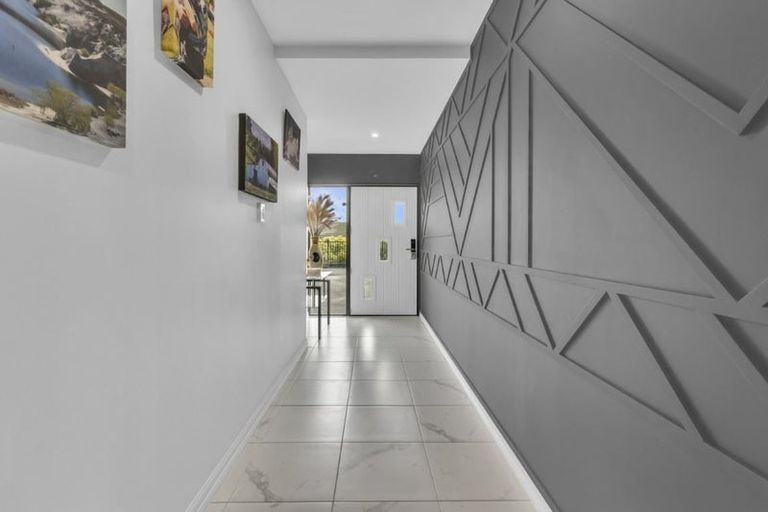 Photo of property in 169 Soleares Avenue, Mount Pleasant, Christchurch, 8081