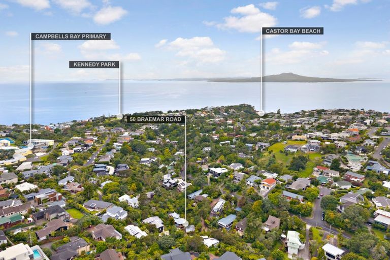 Photo of property in 50 Braemar Road, Castor Bay, Auckland, 0620