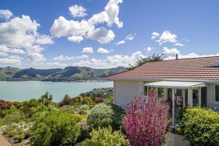 Photo of property in 73 Bayview Road, Charteris Bay, Lyttelton, 8971