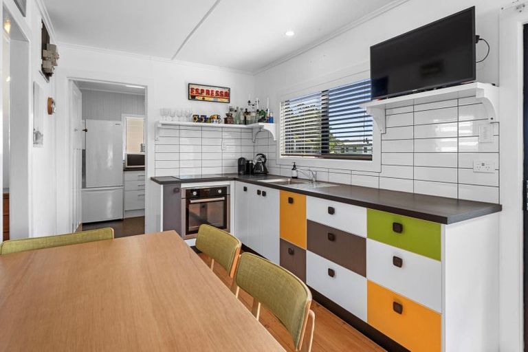 Photo of property in 59 Owai Avenue, Helena Bay, Hikurangi, 0184