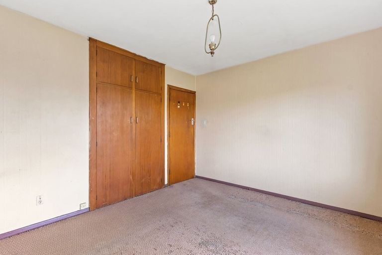 Photo of property in 43 Mackworth Street, Woolston, Christchurch, 8062