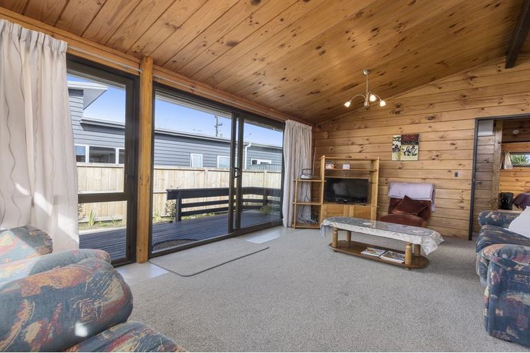 Photo of property in 393 Ngatai Road, Bellevue, Tauranga, 3110