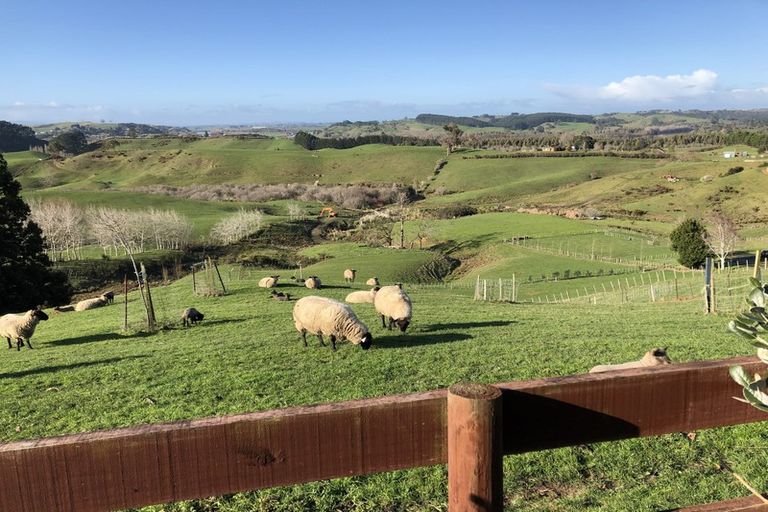 Photo of property in 63 Bluff Road, Pokeno, 2471