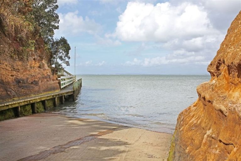 Photo of property in 11a Sergeant Road, Awhitu, Waiuku, 2684