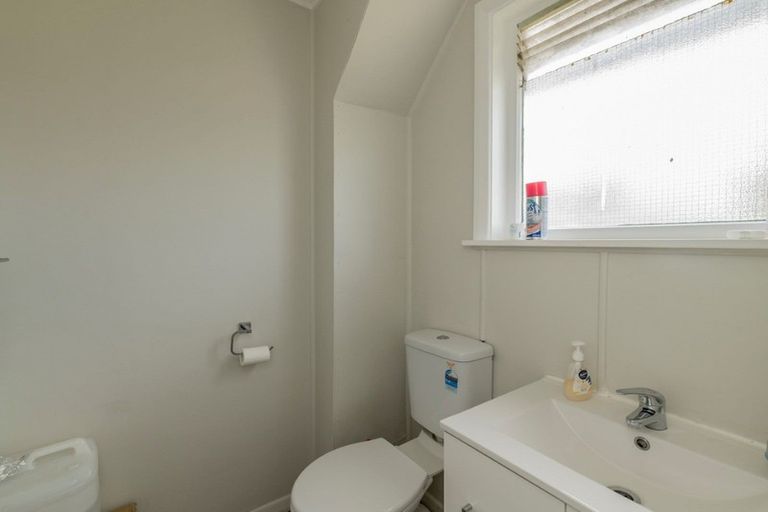 Photo of property in 16 Mahoe Street, Levin, 5510