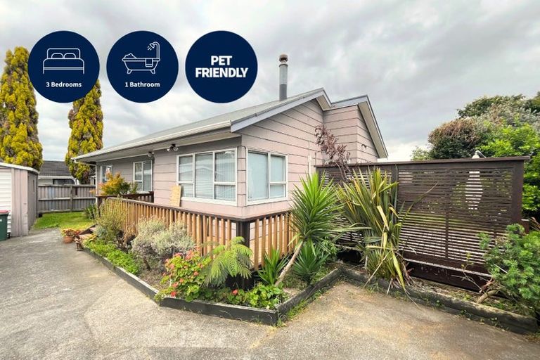 Photo of property in 2/41 Great South Road, Papakura, 2110