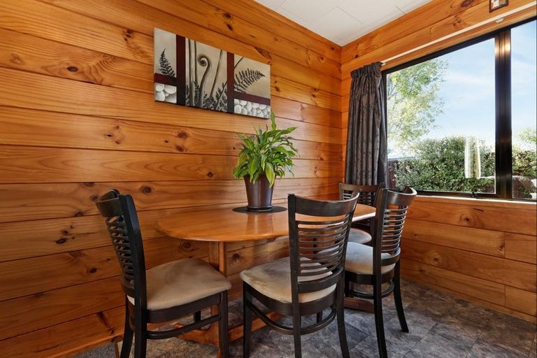 Photo of property in 12a Dinton Street, Russley, Christchurch, 8042