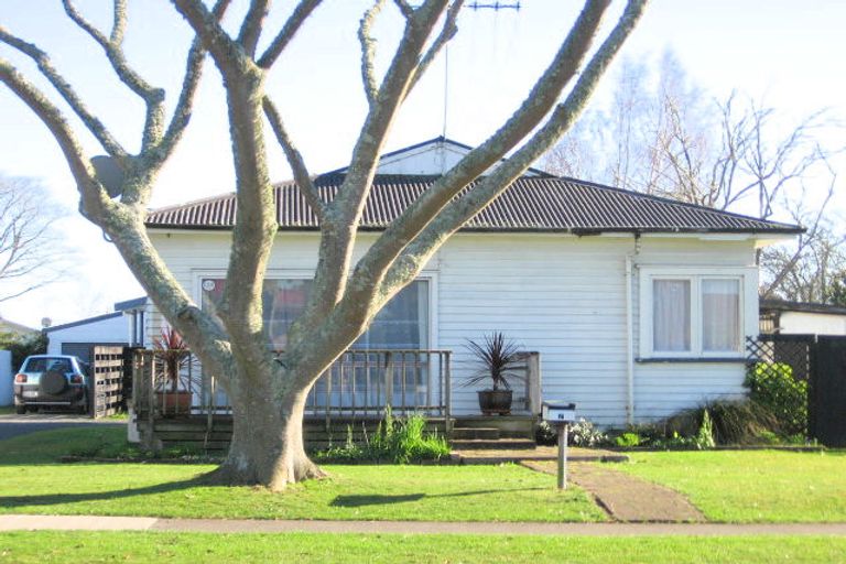 Photo of property in 7 Hilton Road, St Andrews, Hamilton, 3200