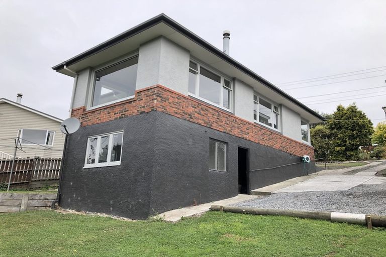 Photo of property in 65 Wilson Road, Balclutha, 9230