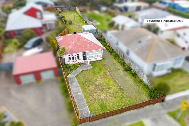Photo of property in 28 Keppel Street, New Brighton, Christchurch, 8083