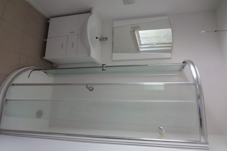 Photo of property in 1/27 Bucknell Street, Sockburn, Christchurch, 8042