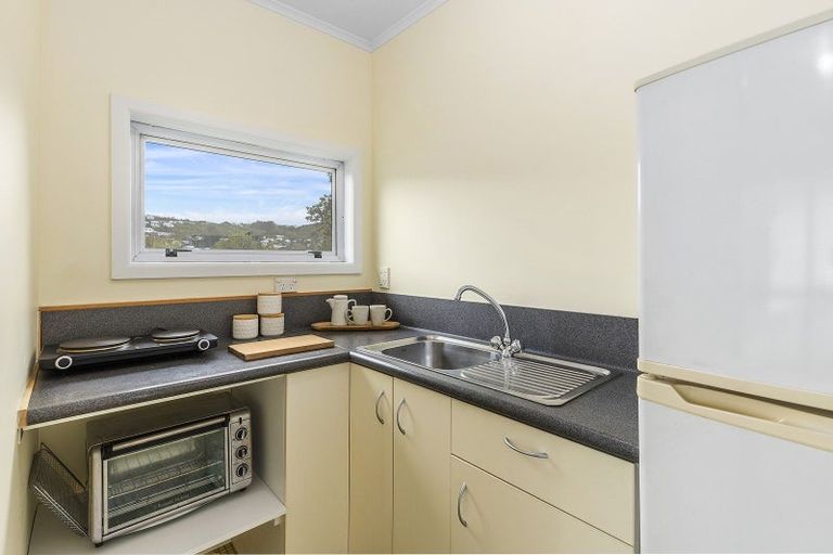 Photo of property in 13 Freeling Street, Island Bay, Wellington, 6023