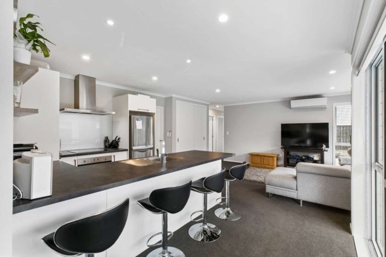 Photo of property in 18 Wahaika Way, Papamoa Beach, Papamoa, 3118