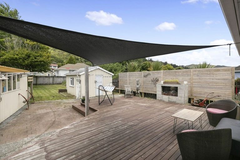 Photo of property in 79 Peel Place, Wainuiomata, Lower Hutt, 5014