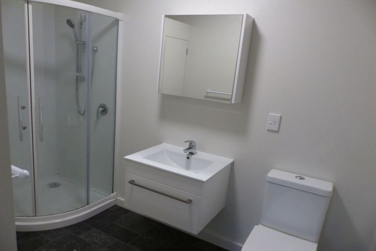 Photo of property in 3/39 Waimairi Road, Upper Riccarton, Christchurch, 8041