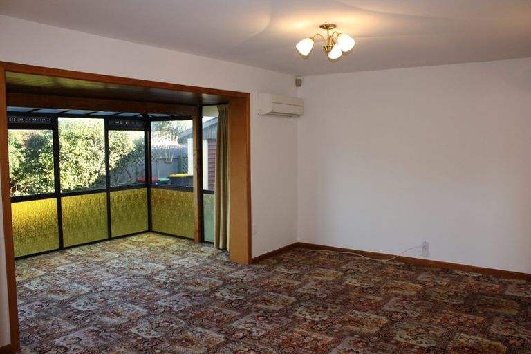 Photo of property in 19 Ontario Place, Wainoni, Christchurch, 8061