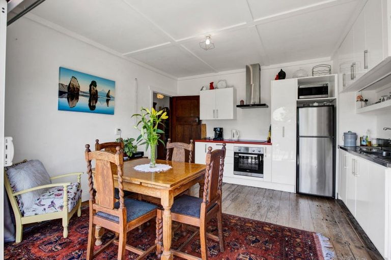 Photo of property in 187 Brooklands Road, Vogeltown, New Plymouth, 4310