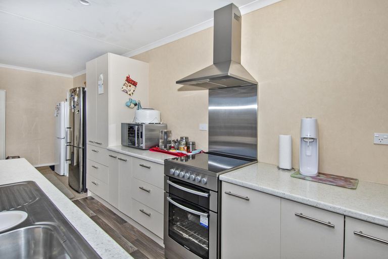 Photo of property in 31 Bush Haven Drive, Te Kamo, Whangarei, 0112