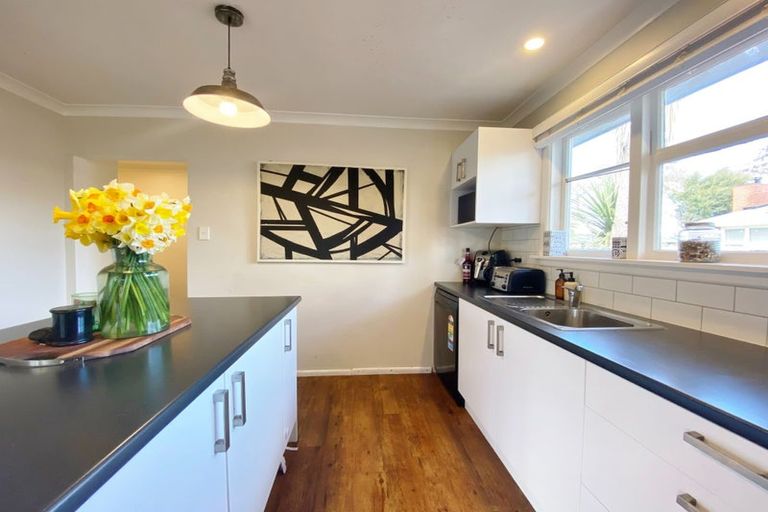 Photo of property in 162 Halswell Road, Hillmorton, Christchurch, 8025