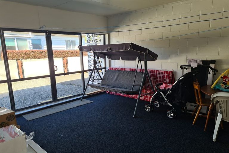 Photo of property in 55a Kempton Street, Greytown, 5712